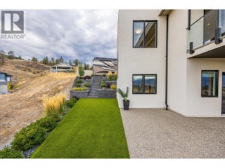 17499 Sanborn Street. Summerland, British Columbia