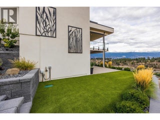 17499 Sanborn Street. Summerland, British Columbia