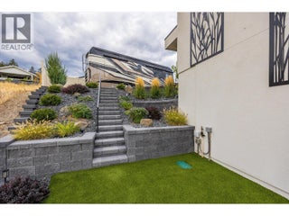 17499 Sanborn Street. Summerland, British Columbia