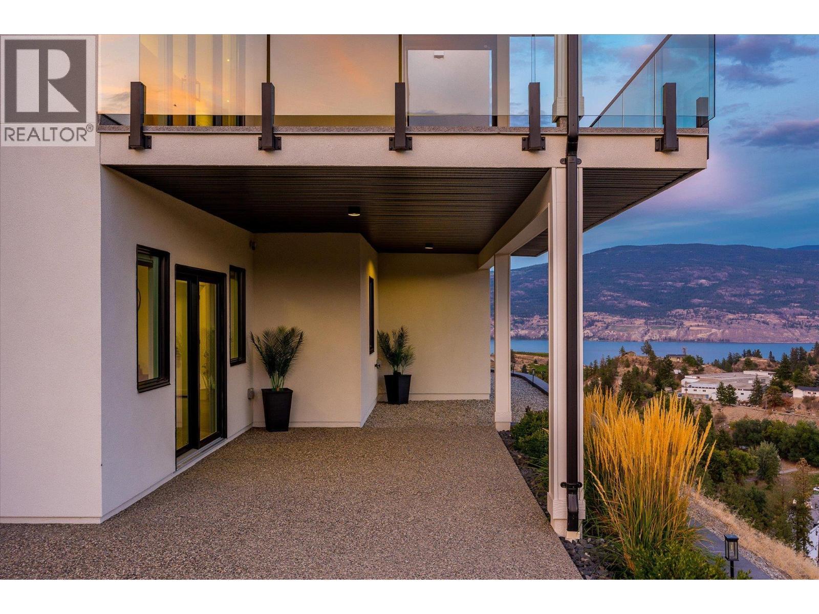 17499 Sanborn Street. Summerland, British Columbia