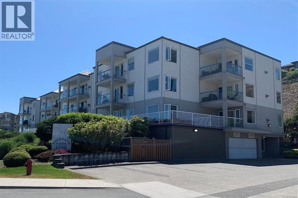 301 1350 Island Highway S, Campbell River