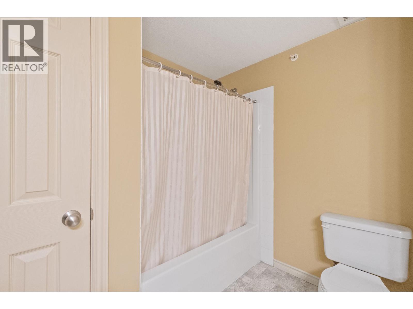 3570 Woodsdale Road Unit# 303. Lake Country, British Columbia