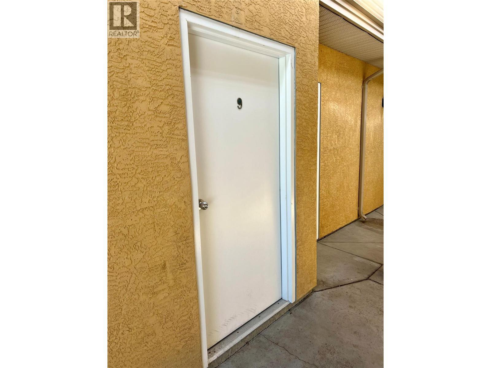 3570 Woodsdale Road Unit# 303. Lake Country, British Columbia