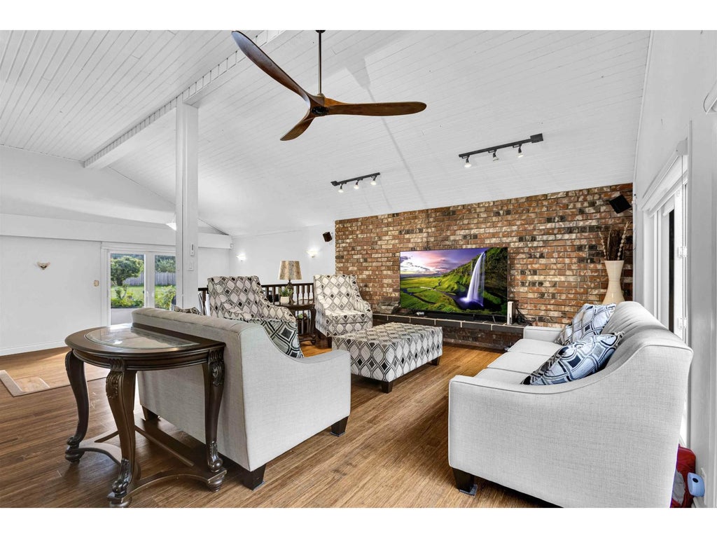 4655 Saddlehorn Crescent, Langley