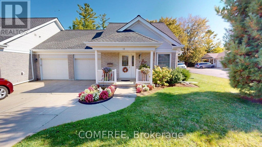 12 - 12 Pond View Drive, Wellesley