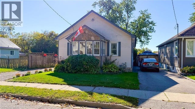 250 Grove Street, Simcoe