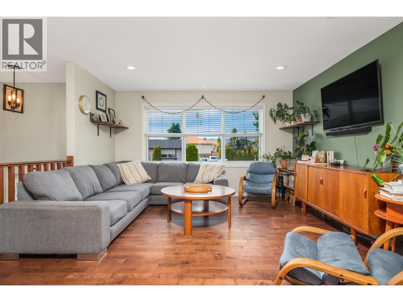 2003 21 Street. Vernon, British Columbia