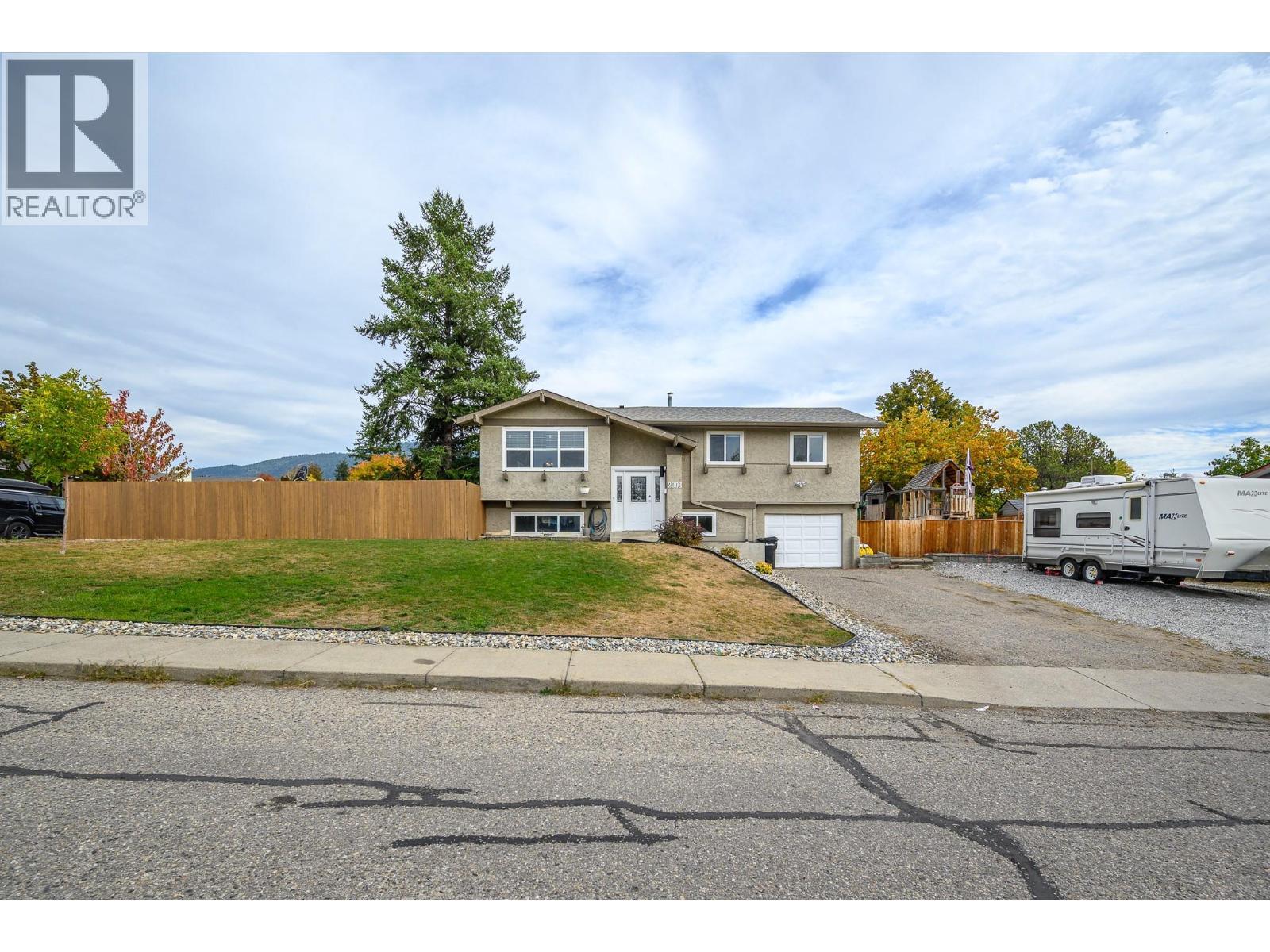 2003 21 Street. Vernon, British Columbia