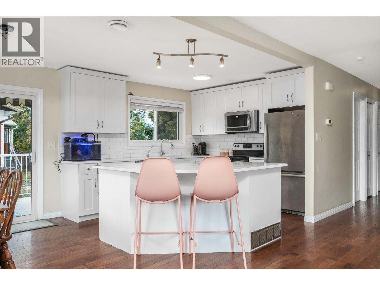 2003 21 Street. Vernon, British Columbia