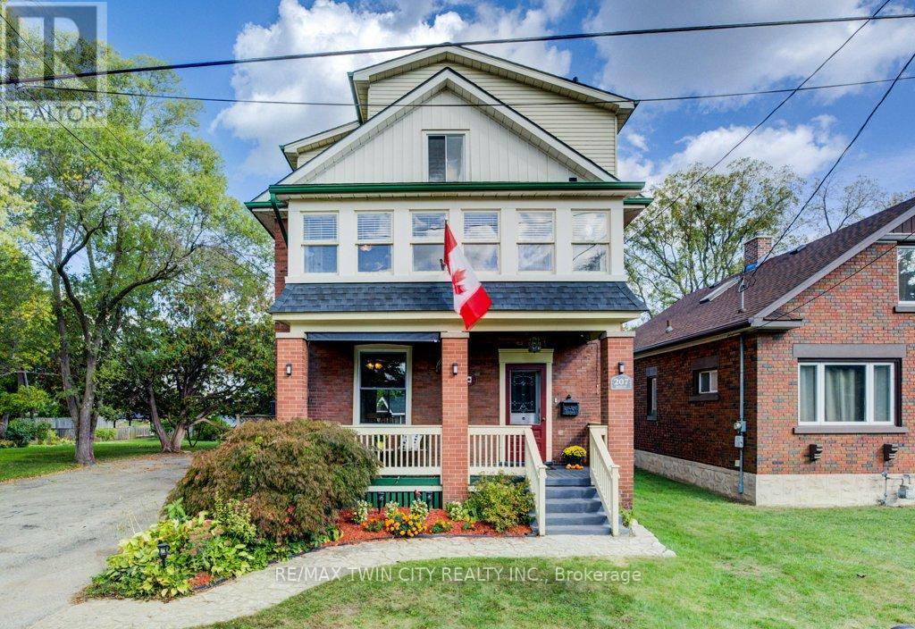 207 Hedley Street, Cambridge