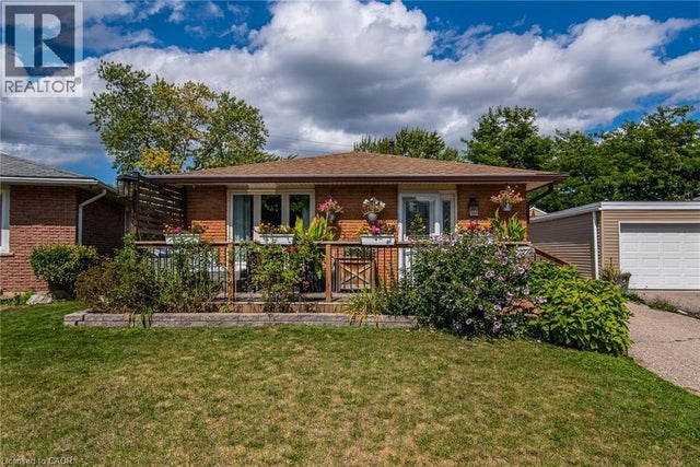 77 Roberts Crescent, Kitchener