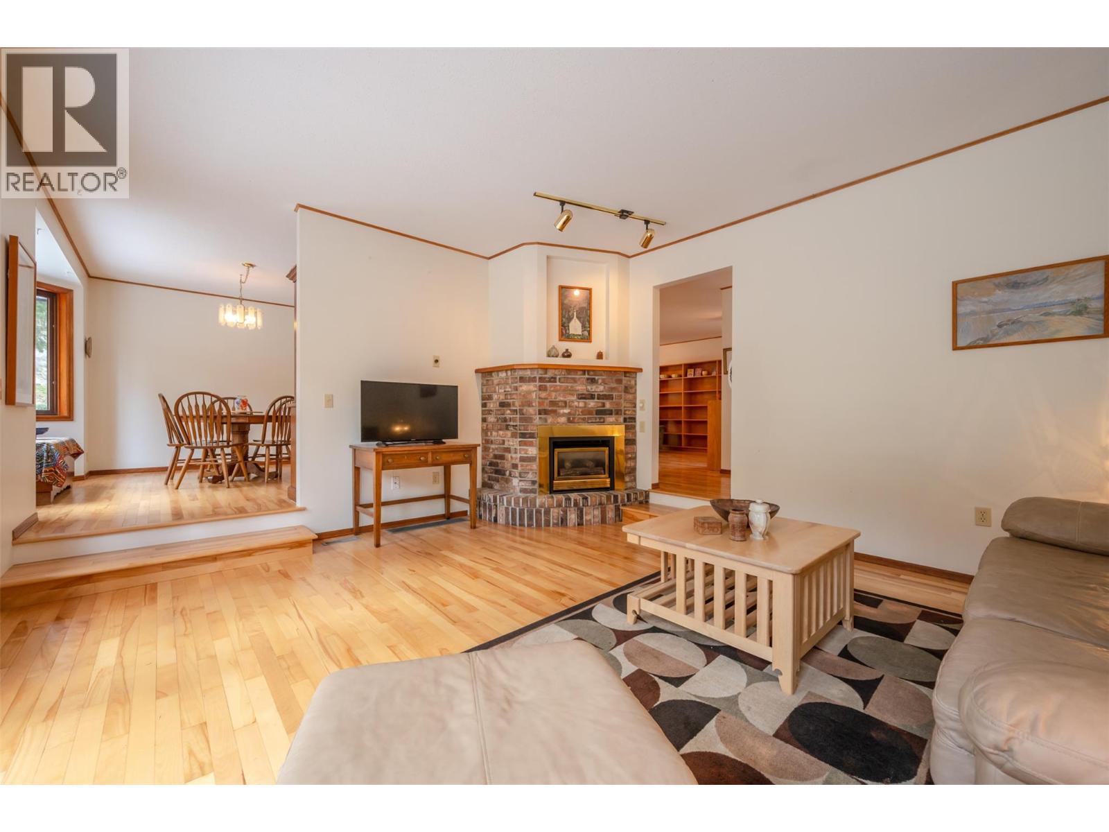 8015 Victoria Road S. Summerland, British Columbia