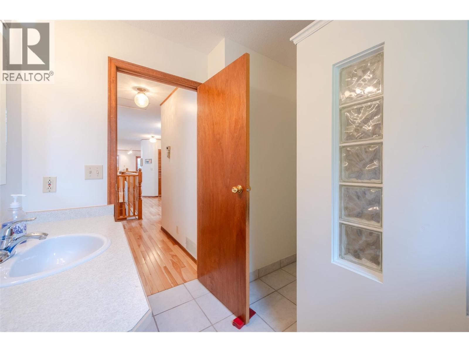 8015 Victoria Road S. Summerland, British Columbia