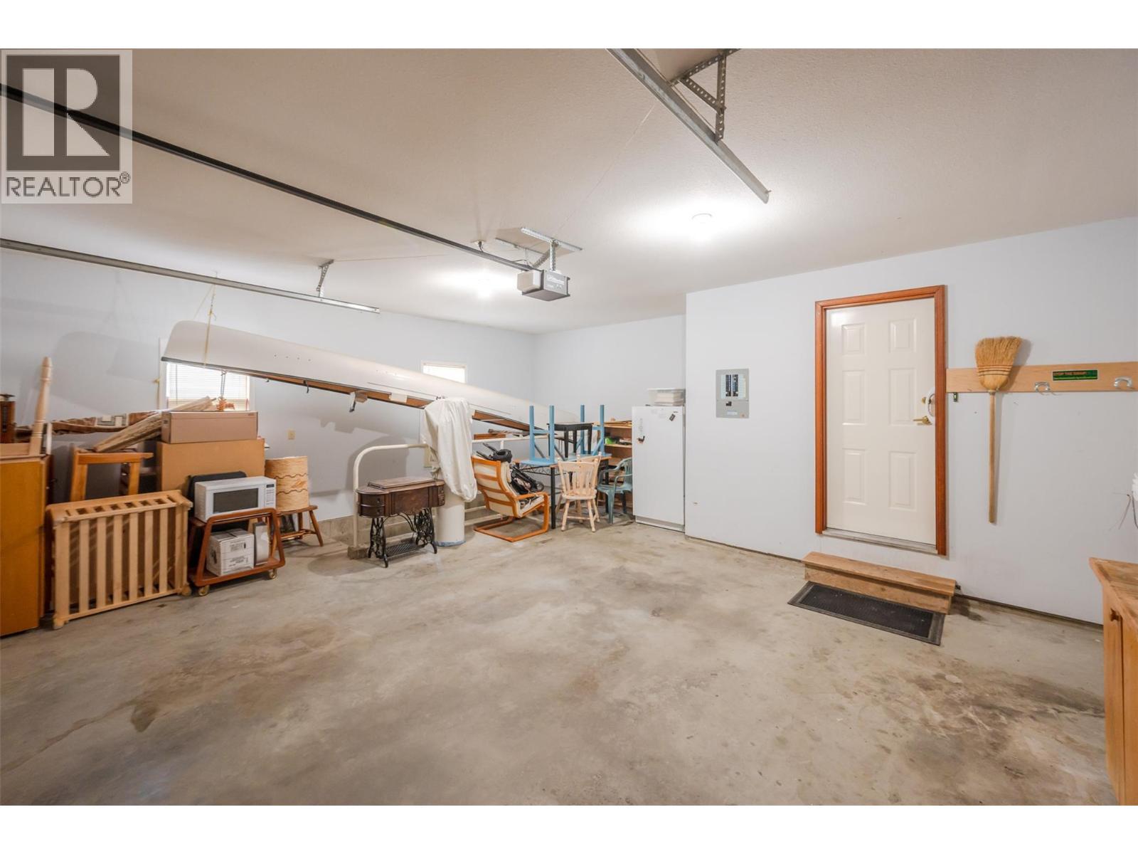 8015 Victoria Road S. Summerland, British Columbia