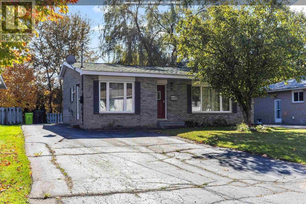 9 Creery Ave, Sault Ste. Marie
