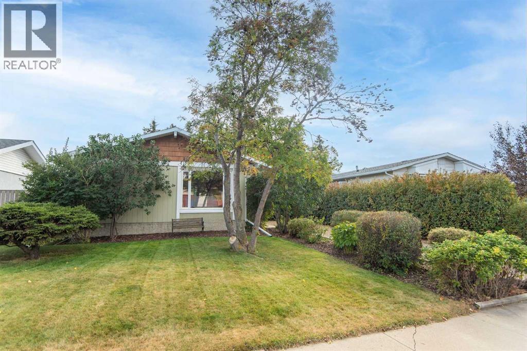 99 Pearson Crescent, Red Deer