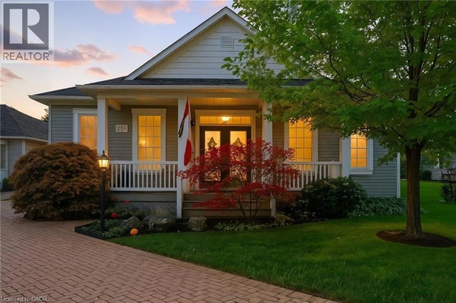 297 Silverbirch Boulevard, Mount Hope