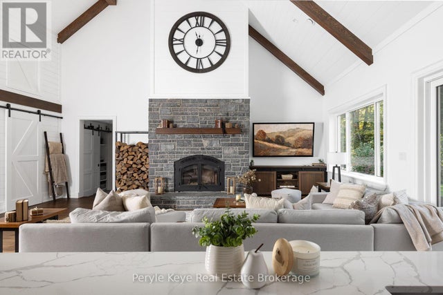 1100 Xavier Street, Gravenhurst (morrison)