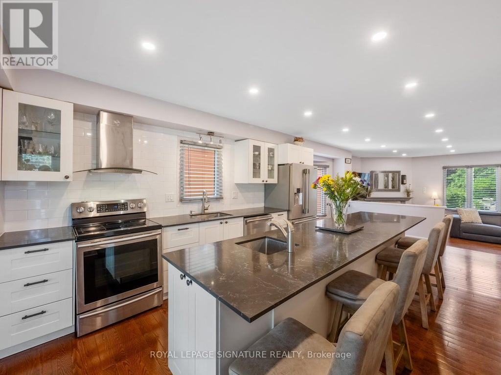 1558 Litchfield Road, Oakville (fa Falgarwood)