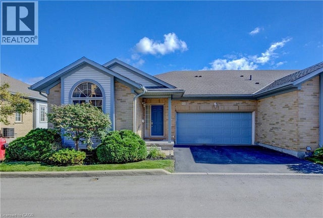 165 Chandos Drive Unit# 40, Kitchener