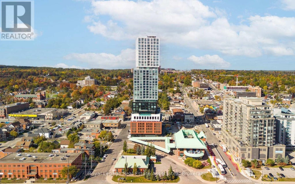 1005 - 39 Mary Street, Barrie (city Centre)