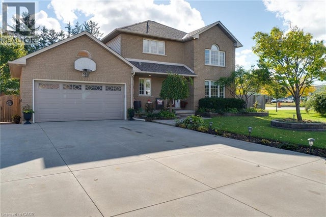 88 Republic Avenue, Hamilton