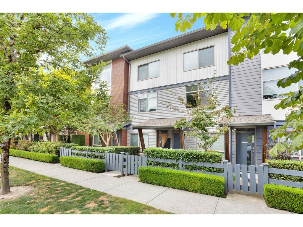 10 8473 163 Street, Surrey