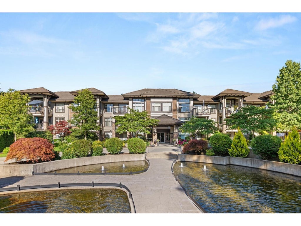 113 15185 36 Avenue, Surrey