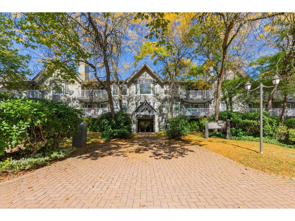 318 15110 108 Avenue, Surrey