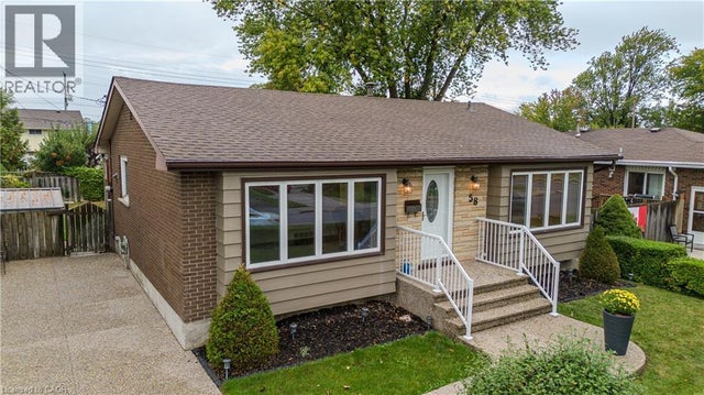 58 Goldfinch Road, Hamilton