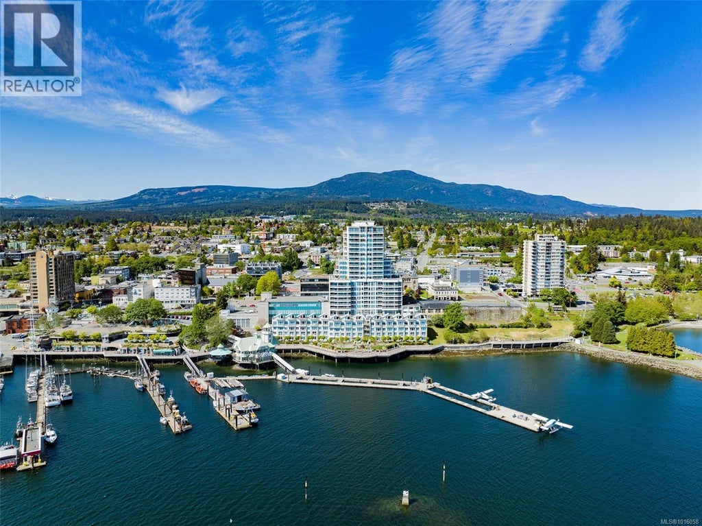 208 38 Front Street, Nanaimo