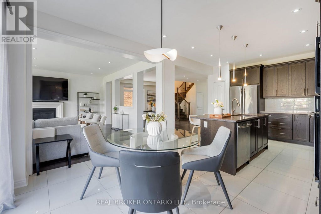 4 Mugford Crescent, Brampton (bram West)