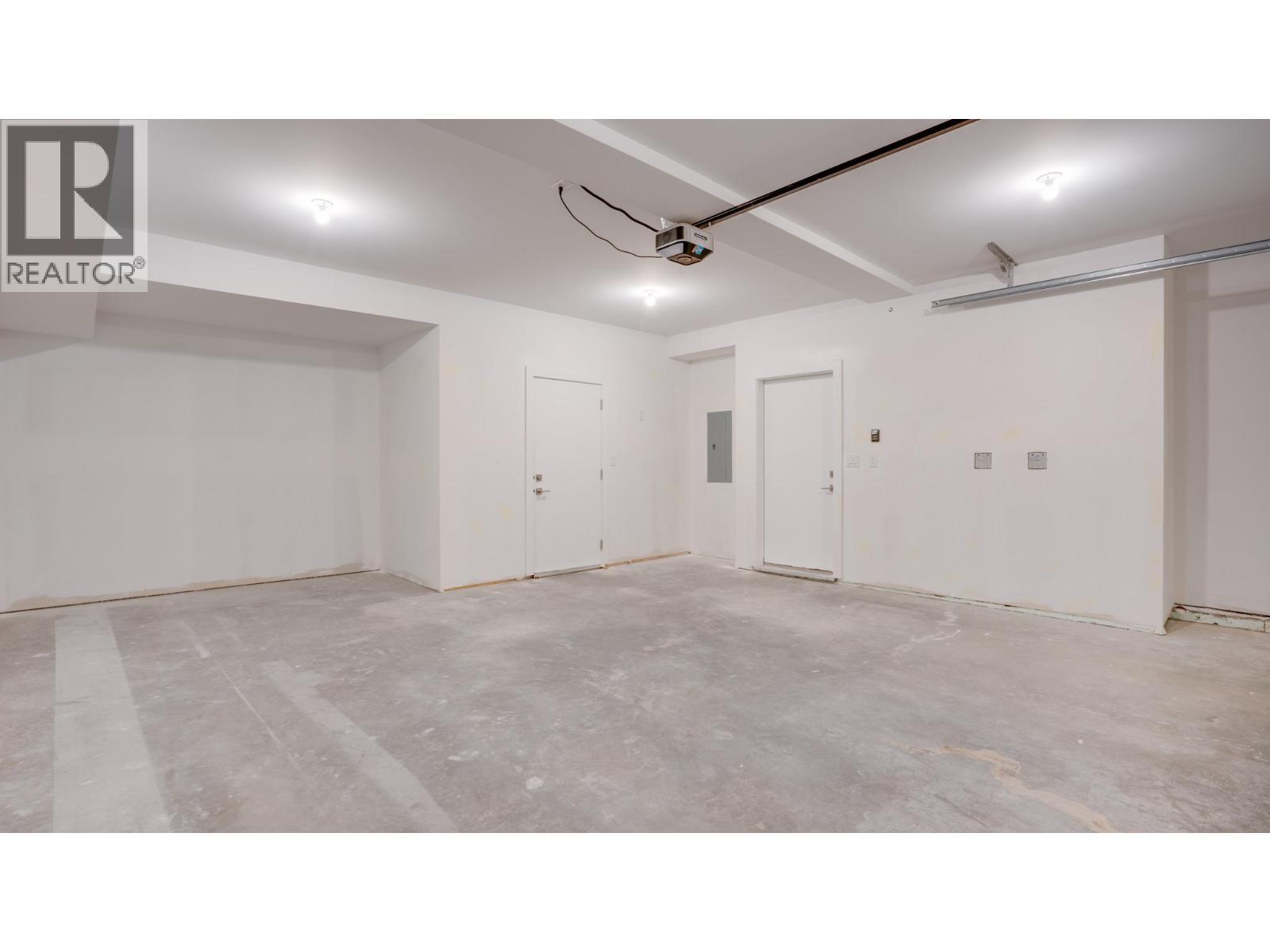 5705 Heritage Drive Unit# 6. Vernon, British Columbia