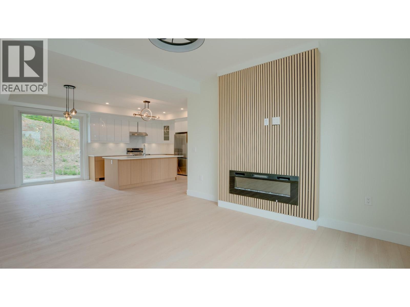 5705 Heritage Drive Unit# 6. Vernon, British Columbia