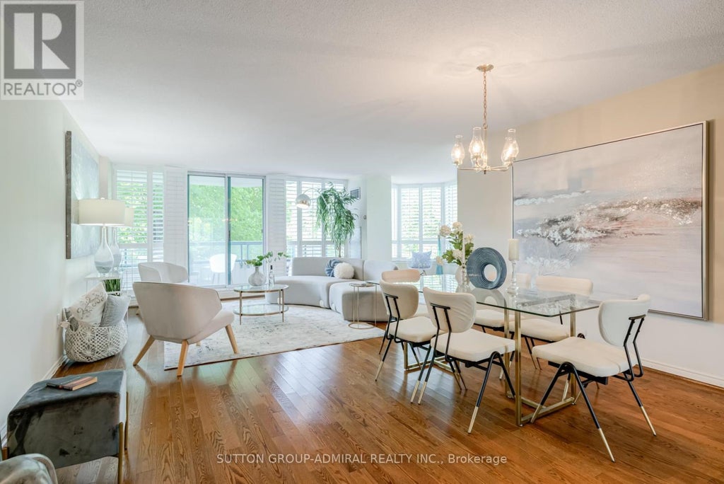 311 - 7250 Yonge Street, Vaughan (crestwood-Springfarm-Yorkhill)