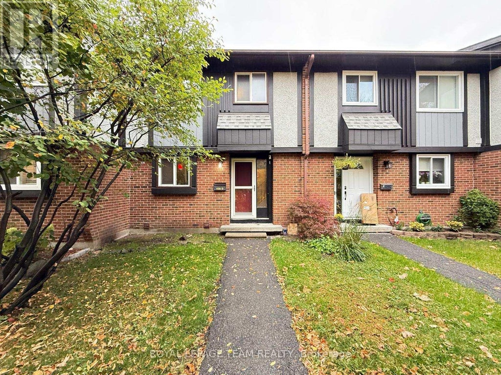 438d Moodie Drive, Ottawa