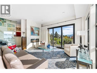 4364 Beach Avenue Unit# 1. Peachland, British Columbia