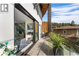 4364 Beach Avenue Unit# 1. Peachland, British Columbia