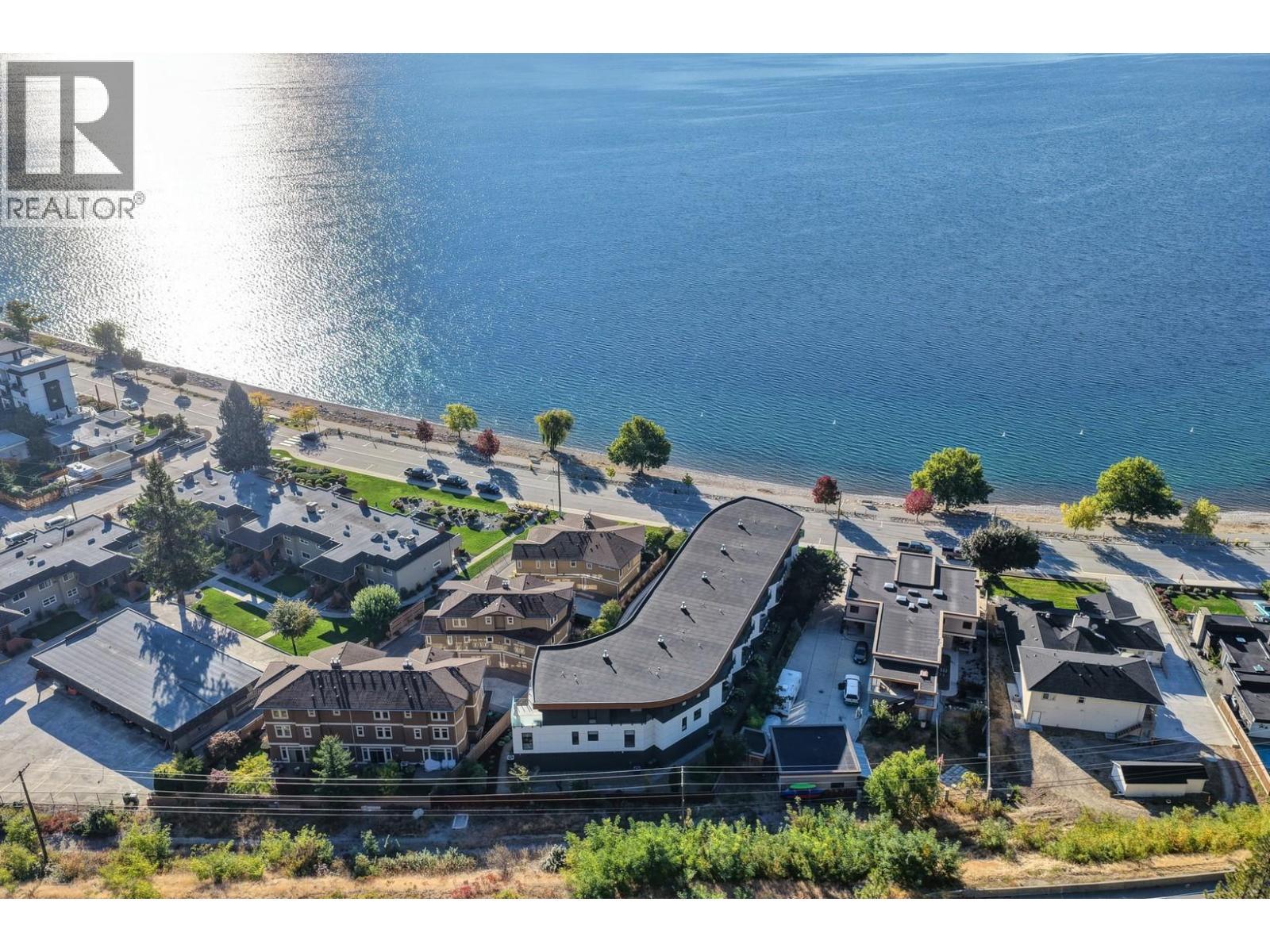 4364 Beach Avenue Unit# 1. Peachland, British Columbia