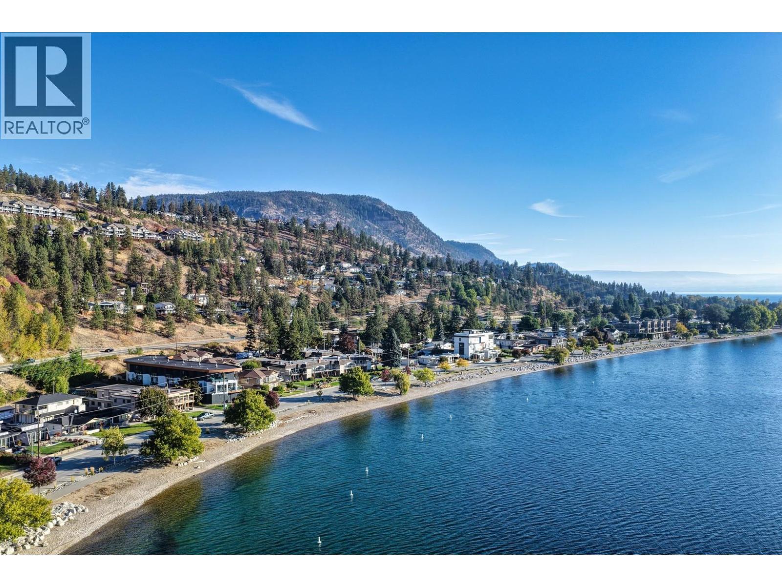 4364 Beach Avenue Unit# 1. Peachland, British Columbia