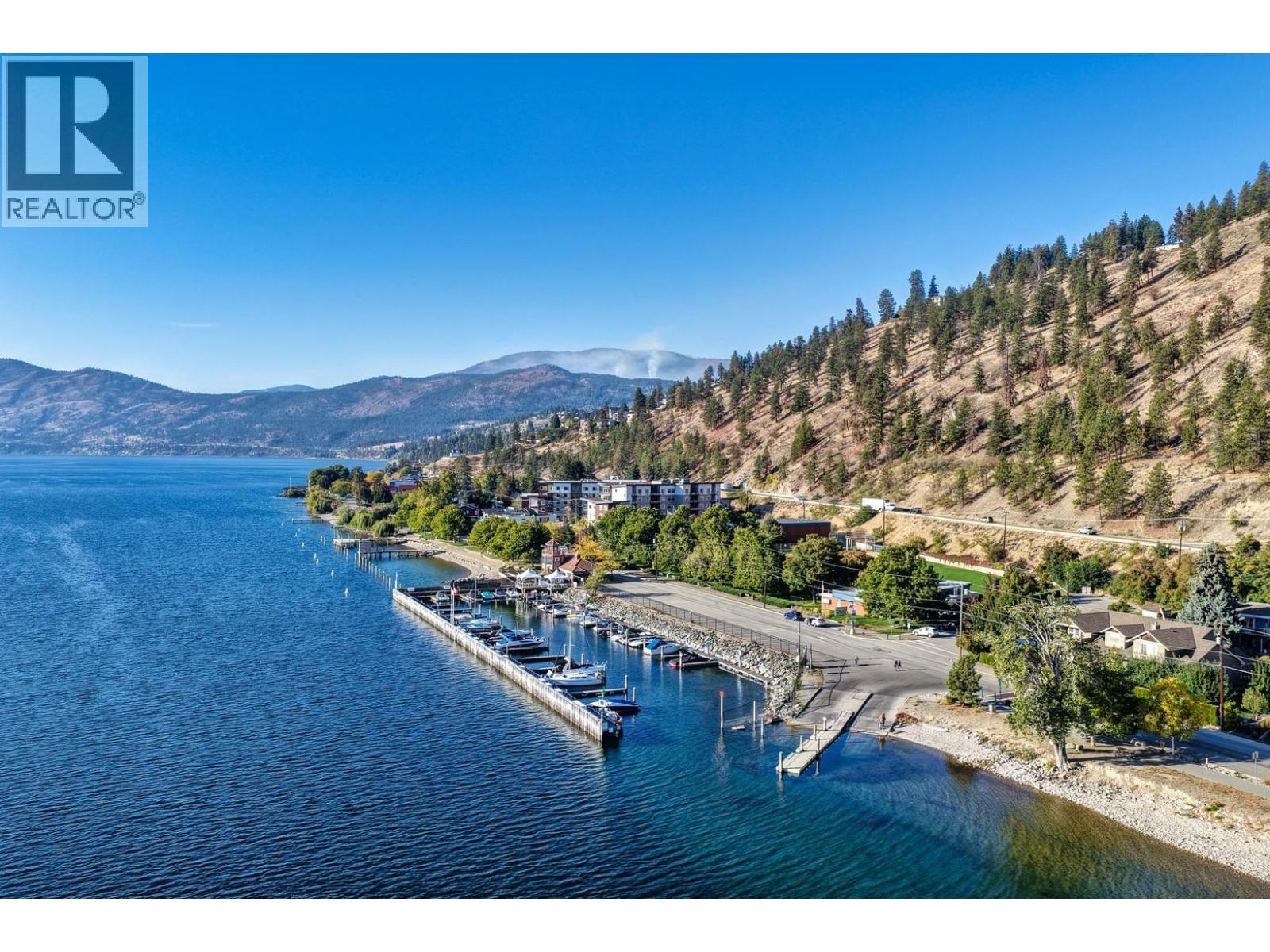 4364 Beach Avenue Unit# 1. Peachland, British Columbia