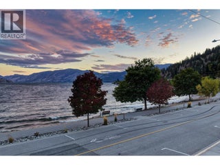 4364 Beach Avenue Unit# 1. Peachland, British Columbia