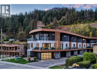 4364 Beach Avenue Unit# 1. Peachland, British Columbia