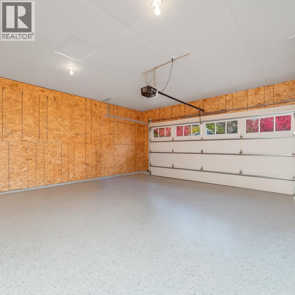 501 Longspoon Bay. Vernon, British Columbia