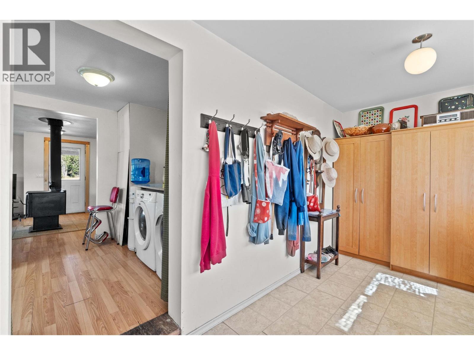 1168 Mallory Road Se. Enderby, British Columbia