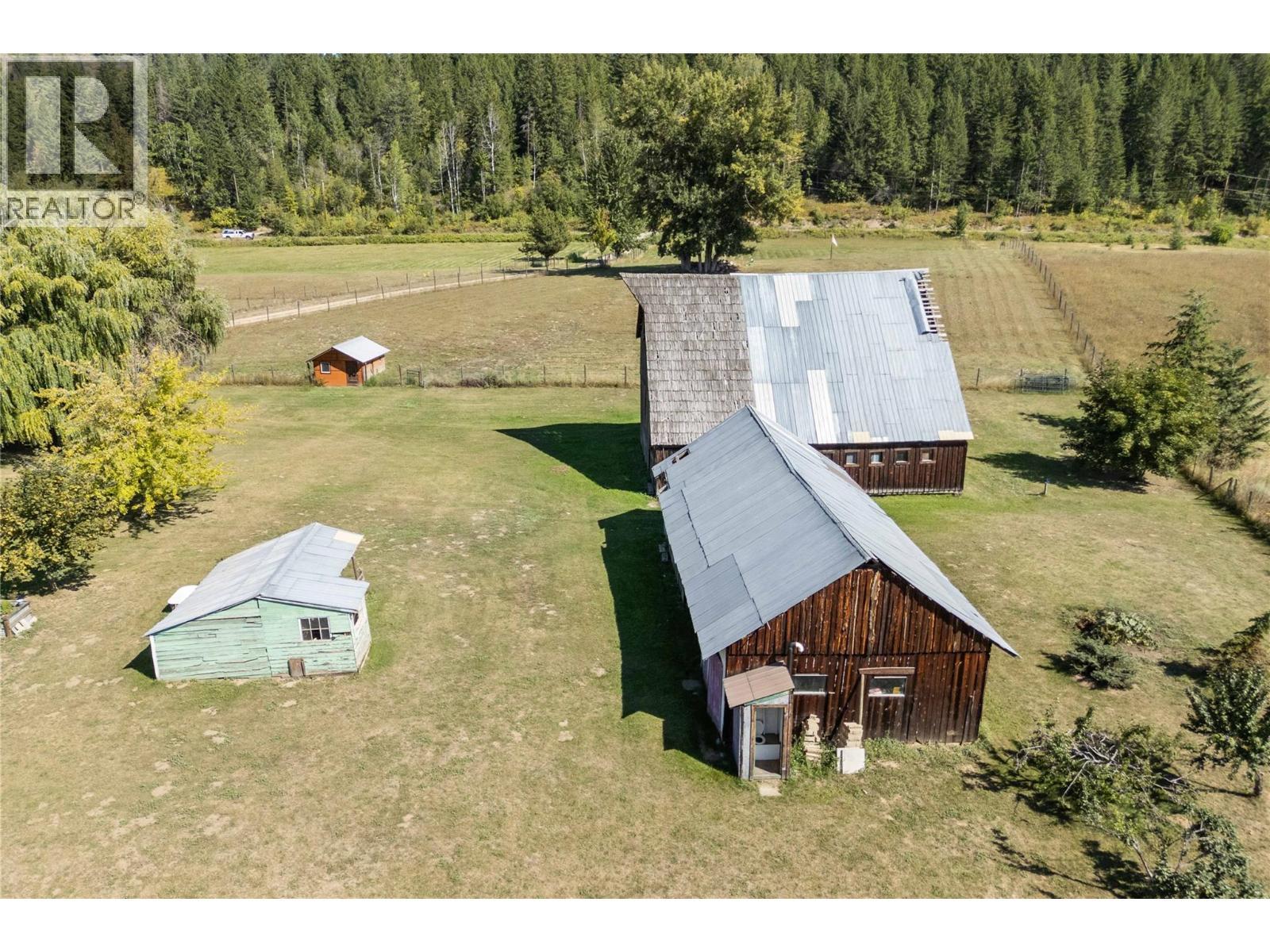 1168 Mallory Road Se. Enderby, British Columbia