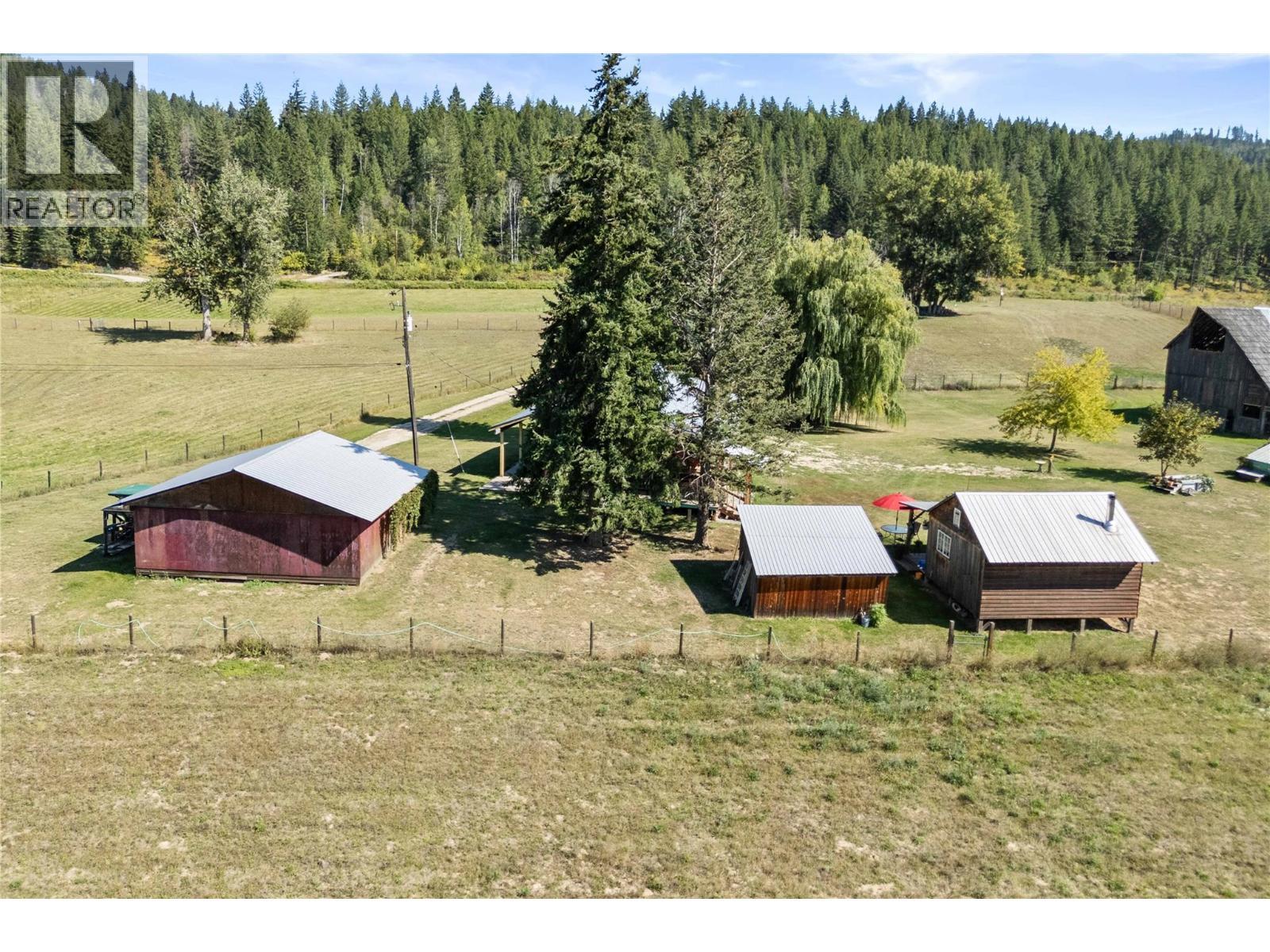 1168 Mallory Road Se. Enderby, British Columbia