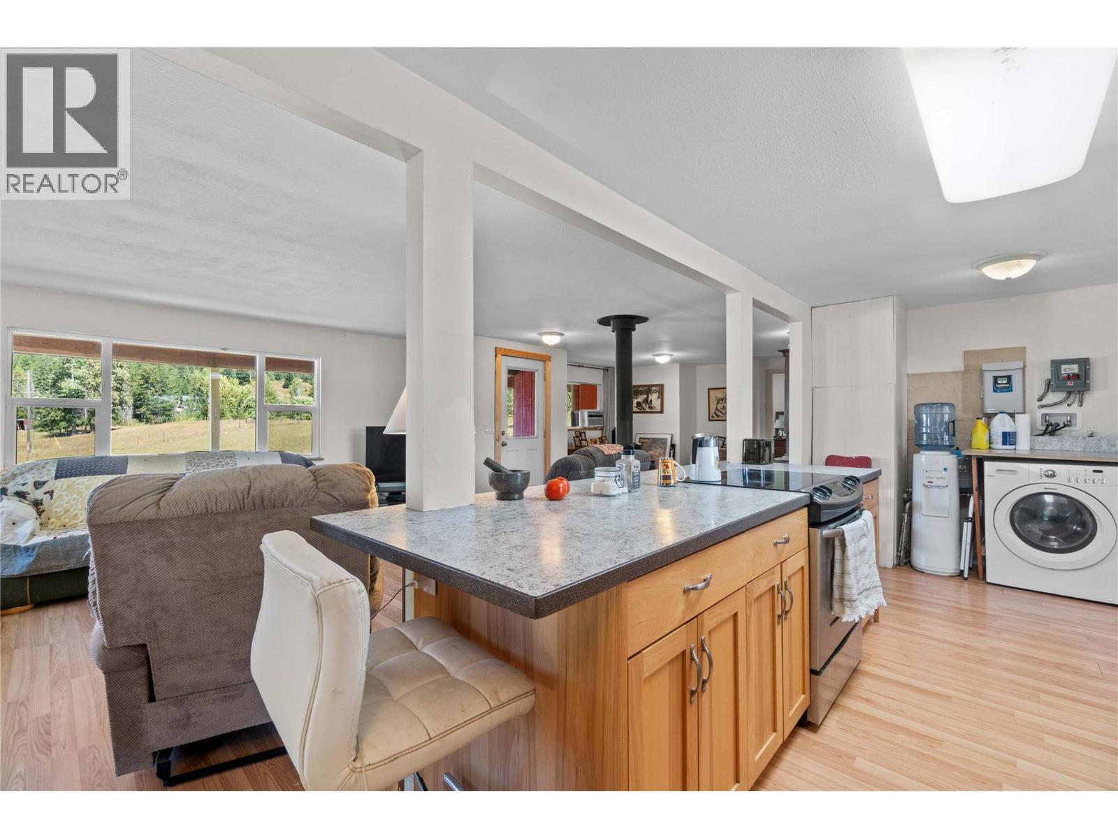 1168 Mallory Road Se. Enderby, British Columbia