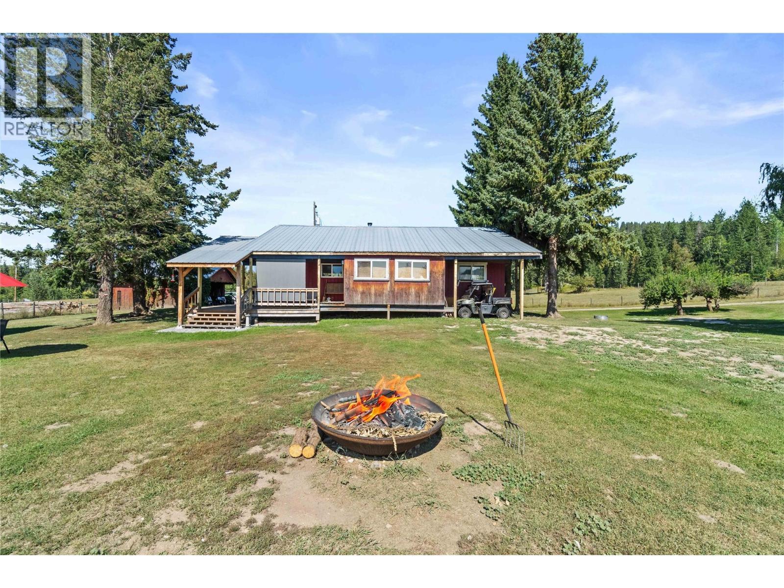1168 Mallory Road Se. Enderby, British Columbia