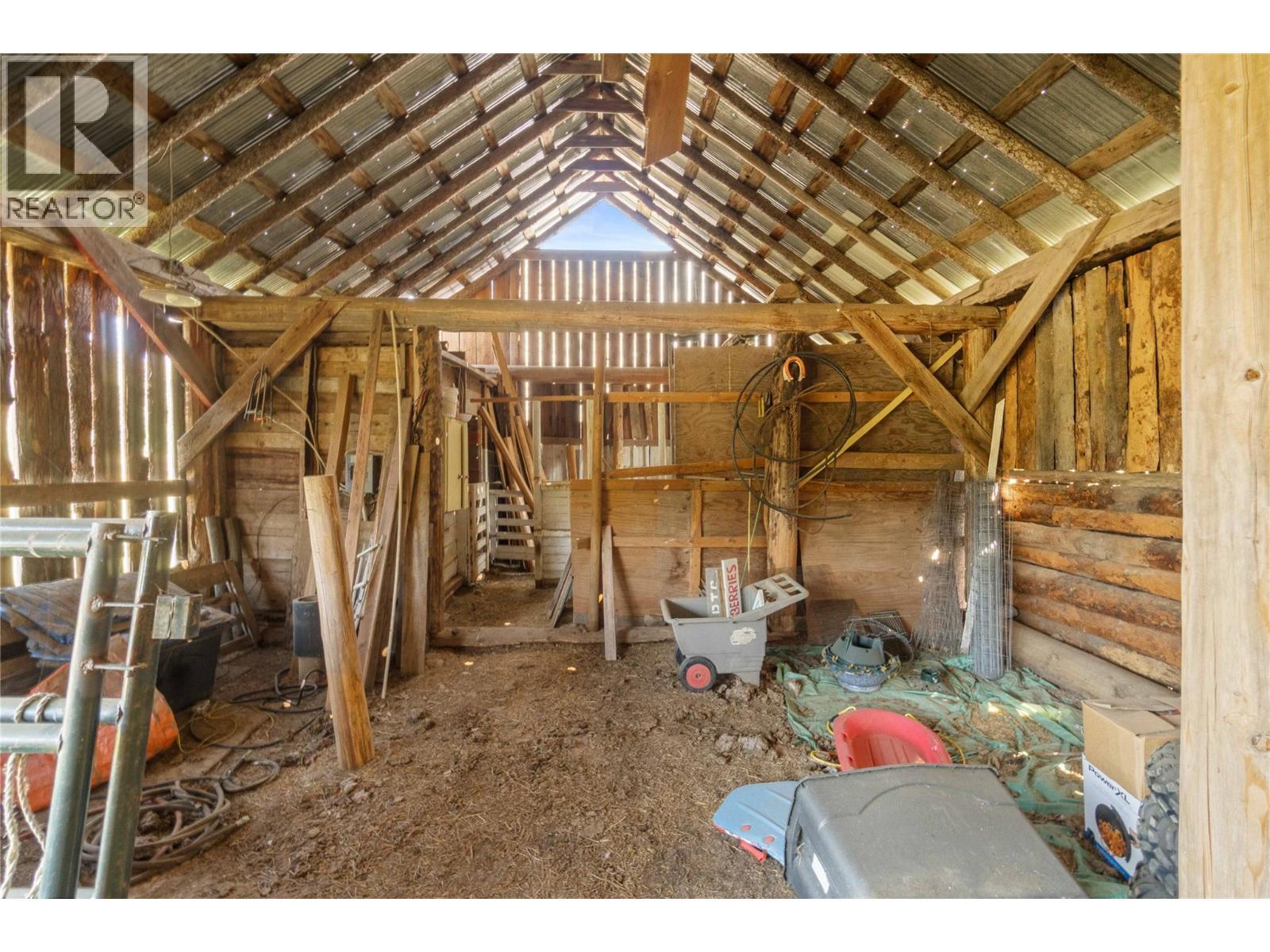 1168 Mallory Road Se. Enderby, British Columbia